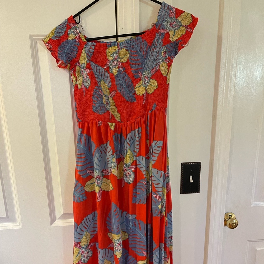 Floor Length Lulus Dress Off the Shoulders